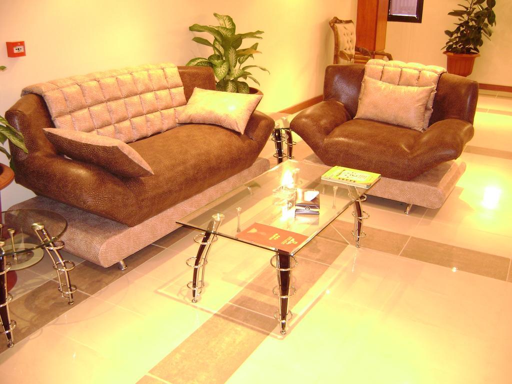ריאד Hotel Di-Palace מראה חיצוני תמונה