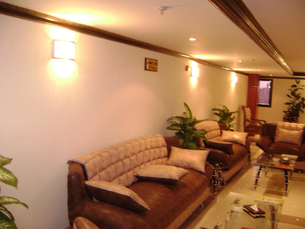 ריאד Hotel Di-Palace מראה חיצוני תמונה