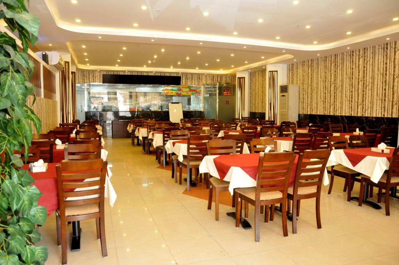 ריאד Hotel Di-Palace מראה חיצוני תמונה