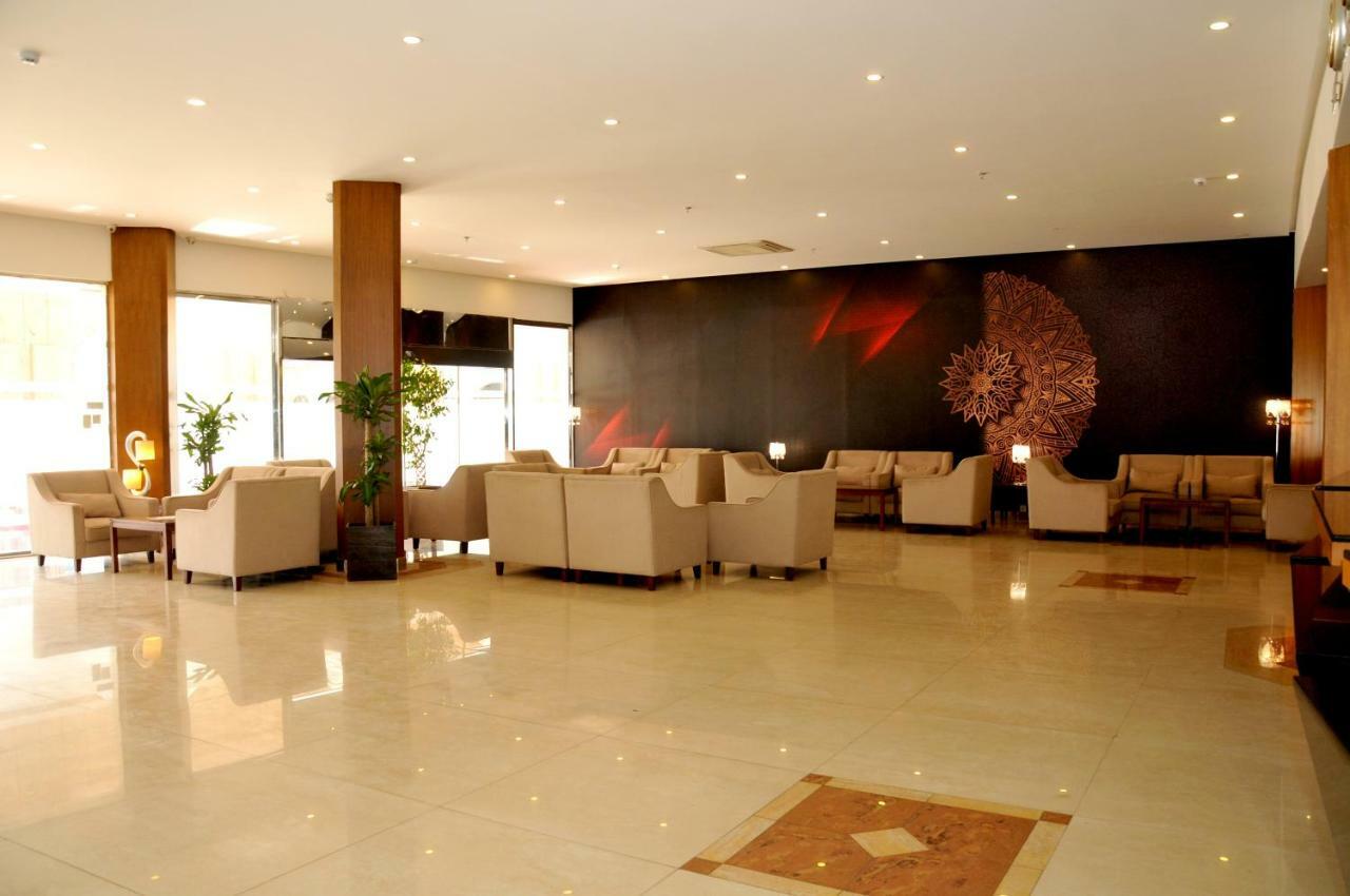 ריאד Hotel Di-Palace מראה חיצוני תמונה